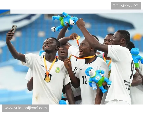 美国加拿大墨西哥联合举办世界杯的优势与挑战分析未来足球合作发展的可能性